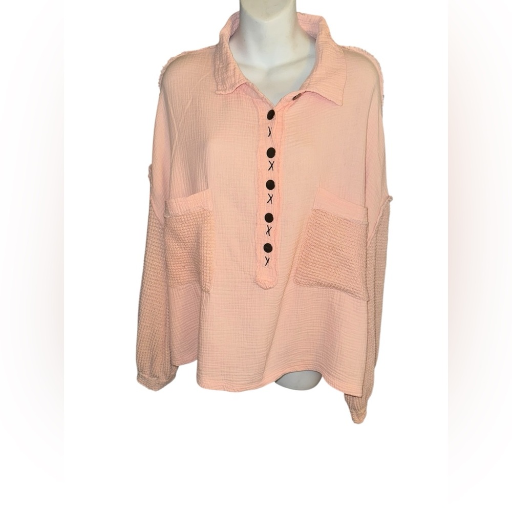 POL  Cotton Gauzy Style Buttonfront Loose Fit Pink Button-Up Waffle Knit Top - Picture 4 of 10